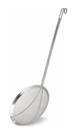 KÜTÜKÇÜOĞLU 22CM PASLANMAZ TEL KEVGİR SIK